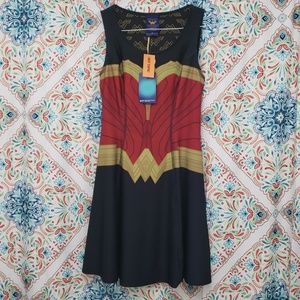 Hot Topic Wonder Woman Reversable Dress